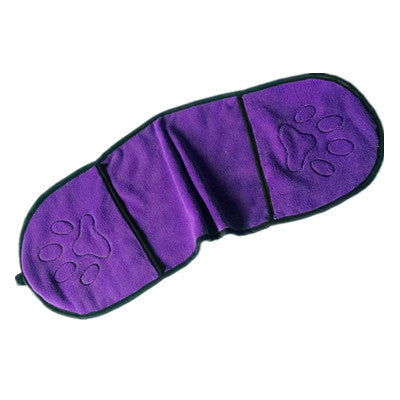 Dog Paw Cleaning Cup – Portable Silicone Paw Washer for Dogs & Cats